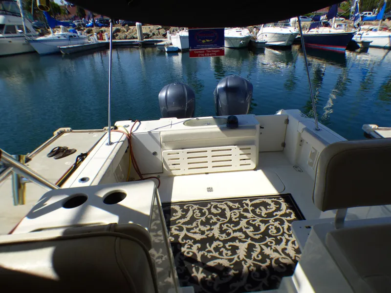 2005 Pursuit 3370 Offshore