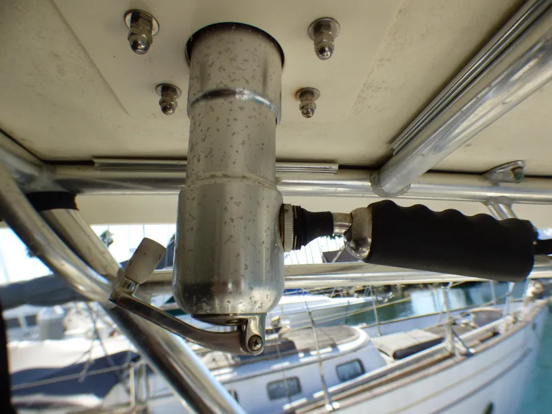 2005 Pursuit 3370 Offshore