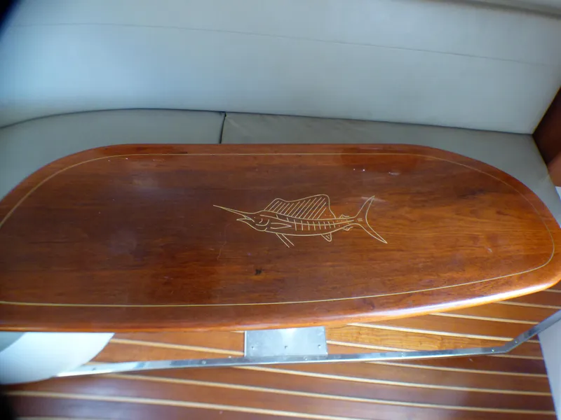 2005 Pursuit 3370 Offshore