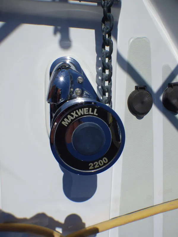 2007 DeFever Cockpit Motor Yacht