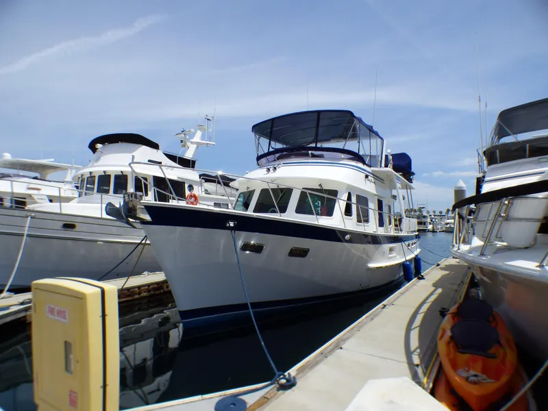 2007 DeFever Cockpit Motor Yacht