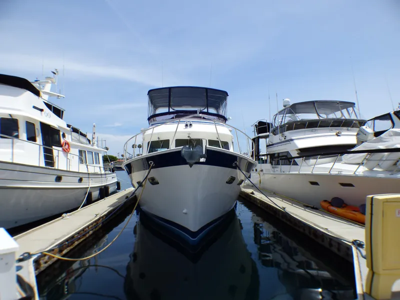 2007 DeFever Cockpit Motor Yacht