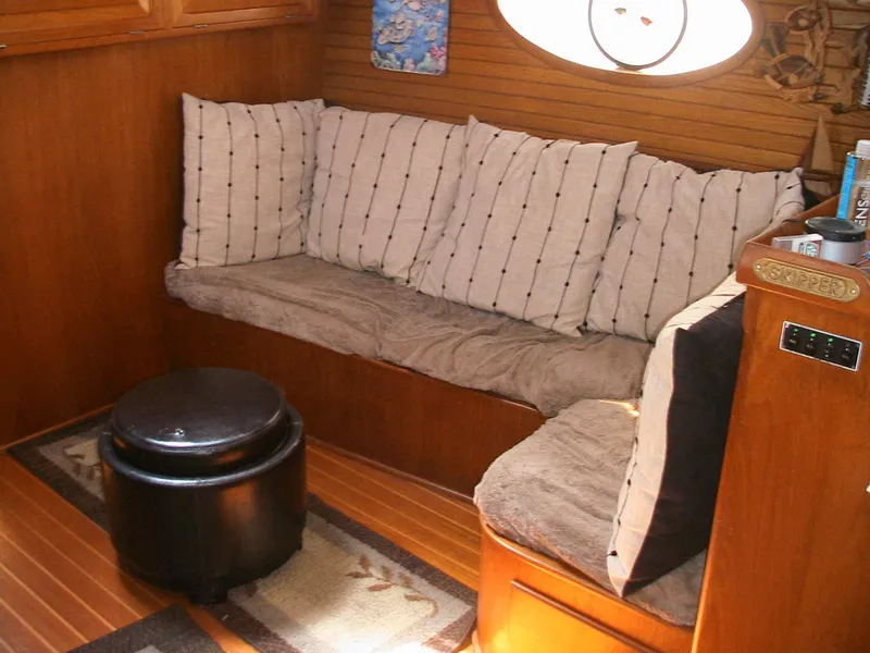 L-Shaped Settee