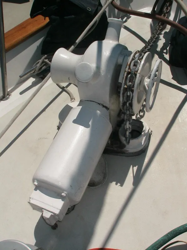 Hydraulic Windlass
