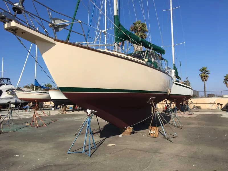 1995 Island Packet 37