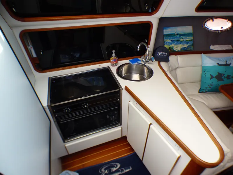 1989 Tiara Yachts Open