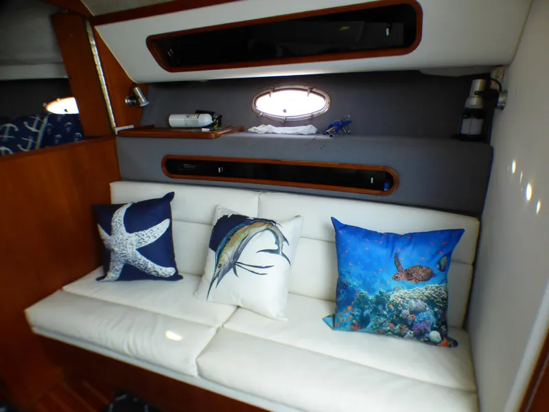 1989 Tiara Yachts Open