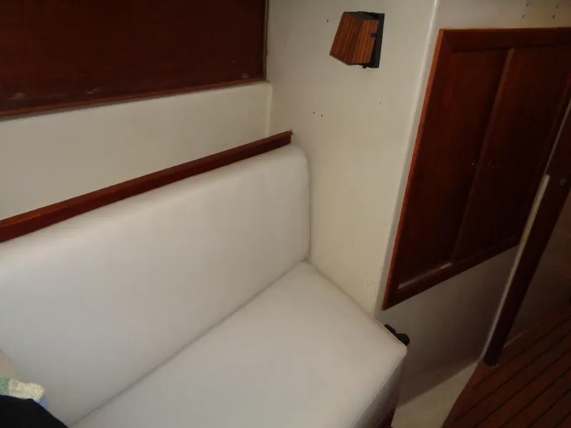 Aft Stateroom Seating