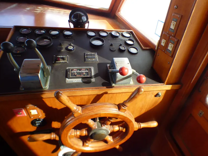 Lower Helm Controls & Guages