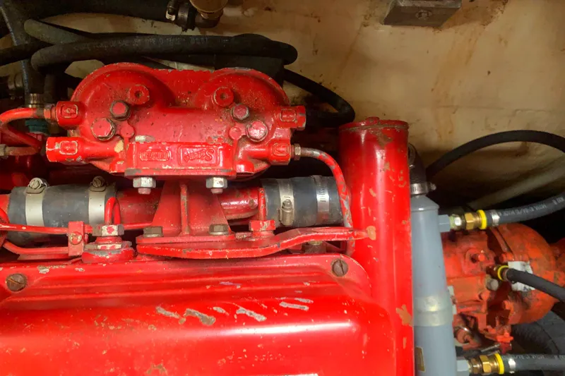 1982 Spindrift Pilothouse