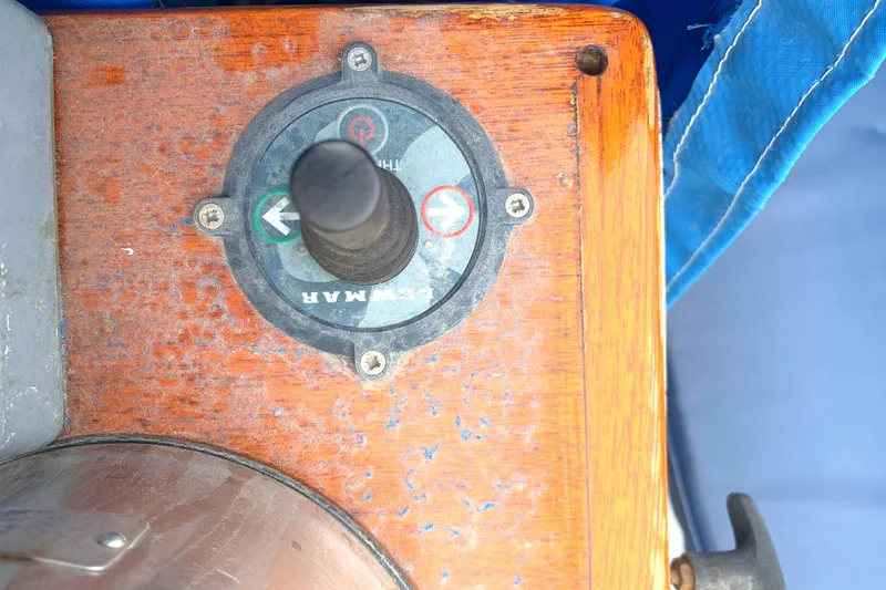 1982 Spindrift Pilothouse