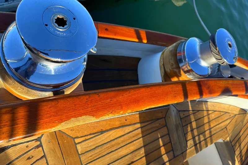 1982 Spindrift Pilothouse