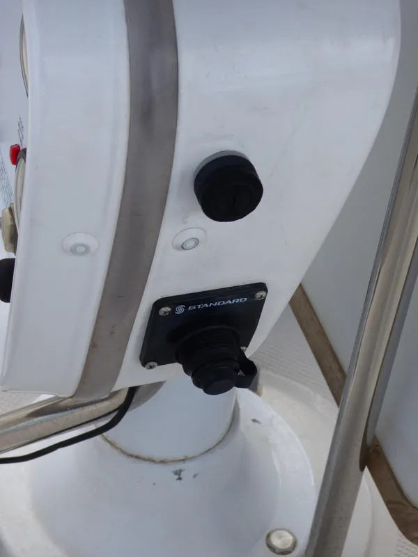 1998 Catalina 320