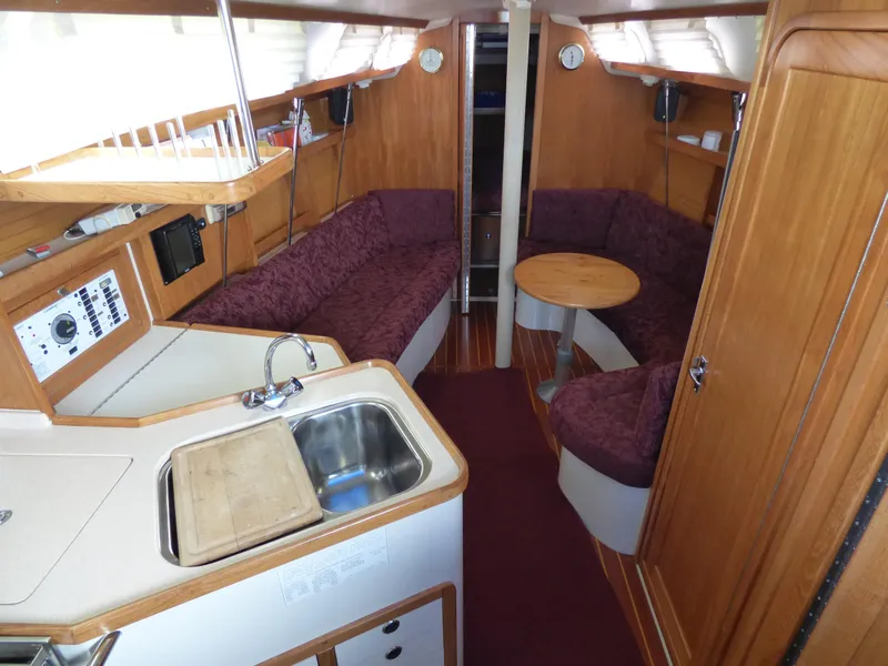1998 Catalina 320