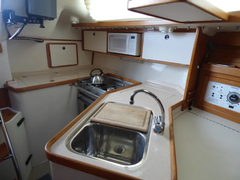 1998 Catalina 320