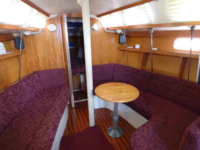1998 Catalina 320