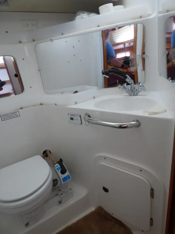 1998 Catalina 320