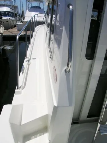 2004 Sea Sport Pacific 3200