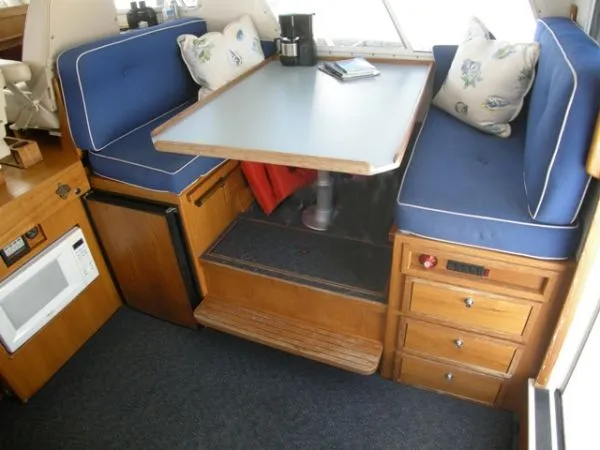 2004 Sea Sport Pacific 3200