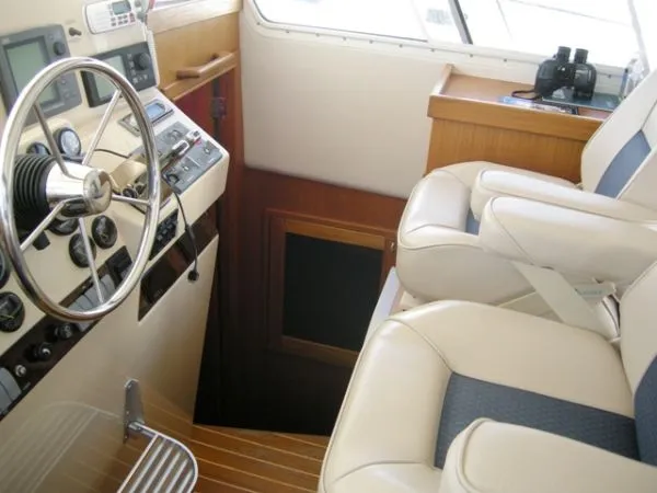 2004 Sea Sport Pacific 3200