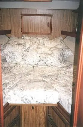 Forward V-berth