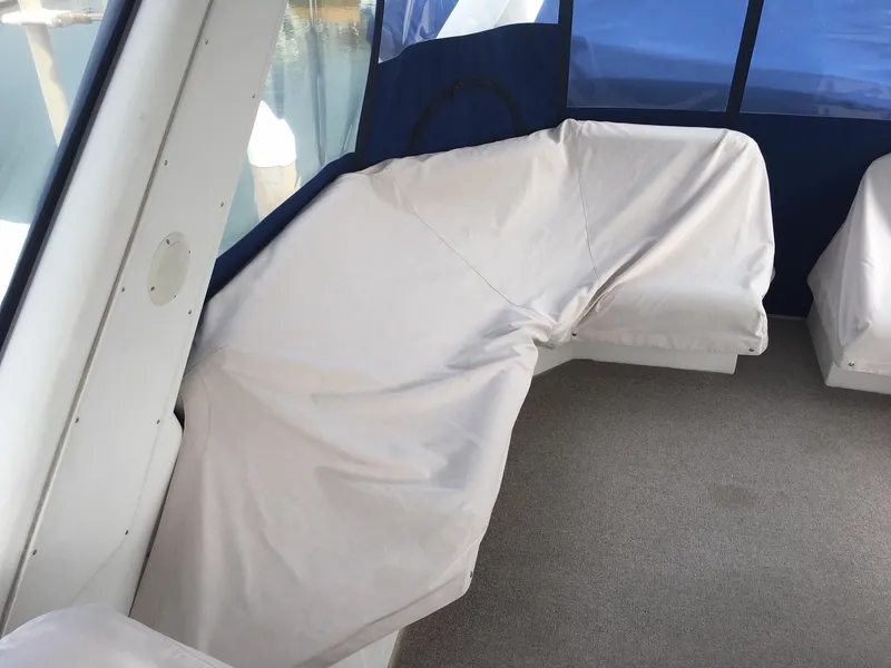 Starboard seating