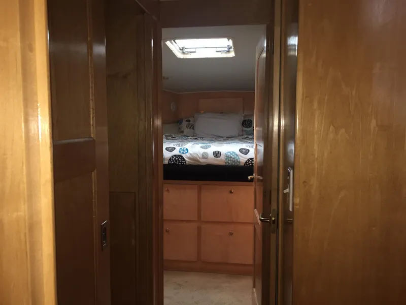 2000 Navigator 53
