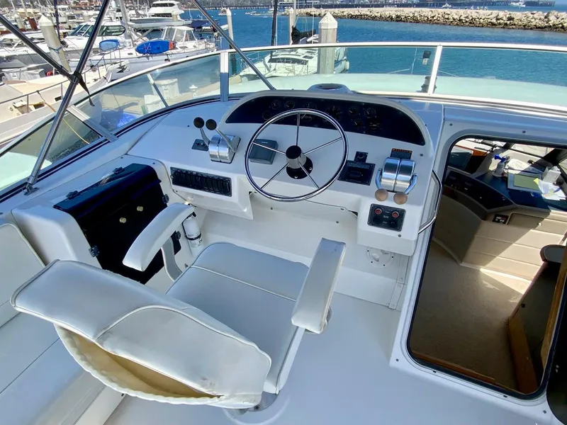 2000 Bayliner 4788 Pilot House Motoryacht