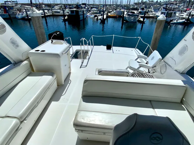 2000 Bayliner 4788 Pilot House Motoryacht
