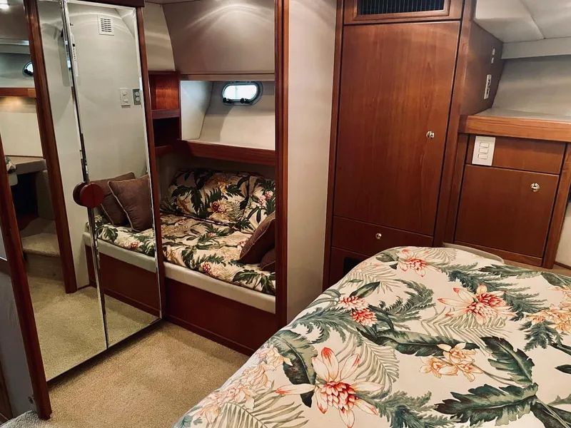 2000 Bayliner 4788 Pilot House Motoryacht