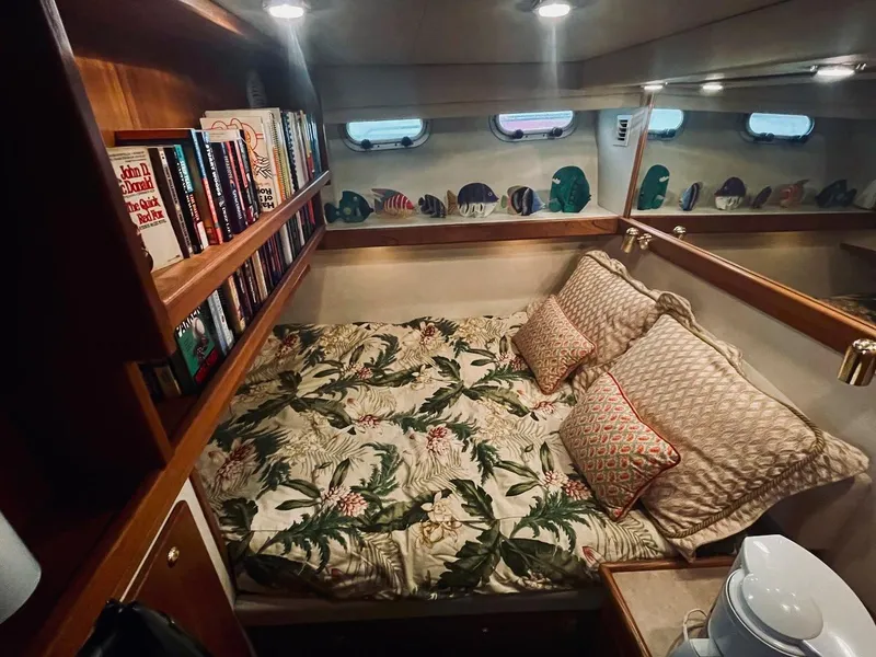 2000 Bayliner 4788 Pilot House Motoryacht