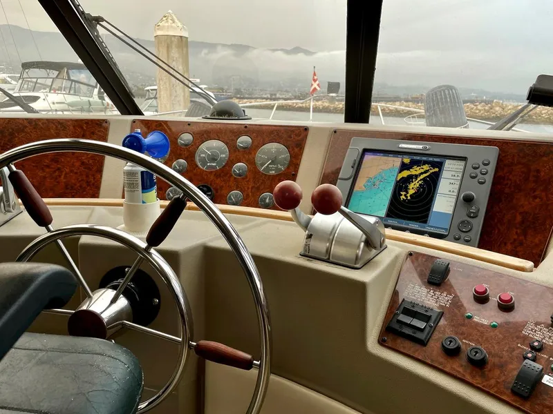 2000 Bayliner 4788 Pilot House Motoryacht