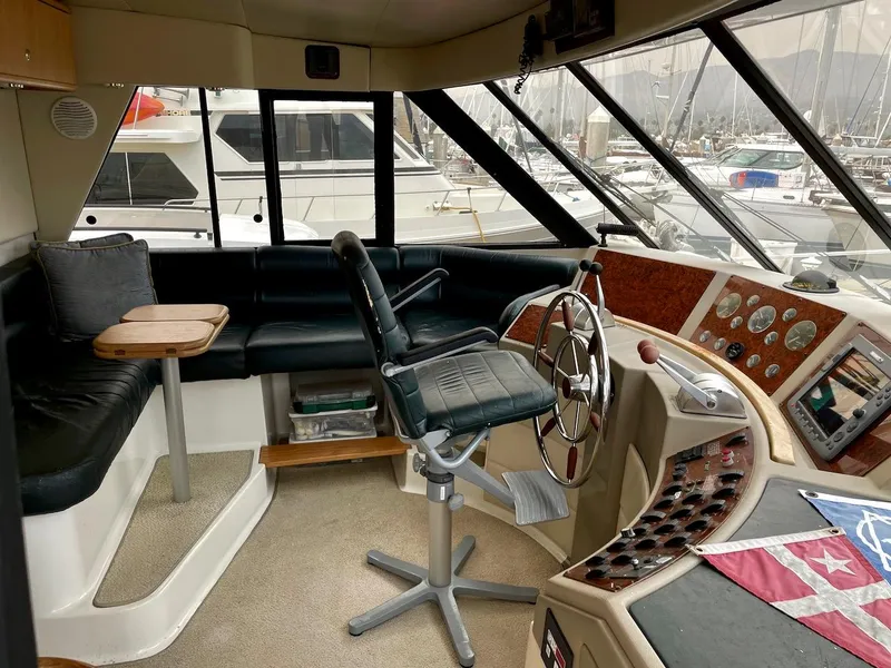 2000 Bayliner 4788 Pilot House Motoryacht