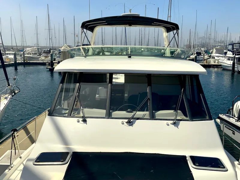 2000 Bayliner 4788 Pilot House Motoryacht