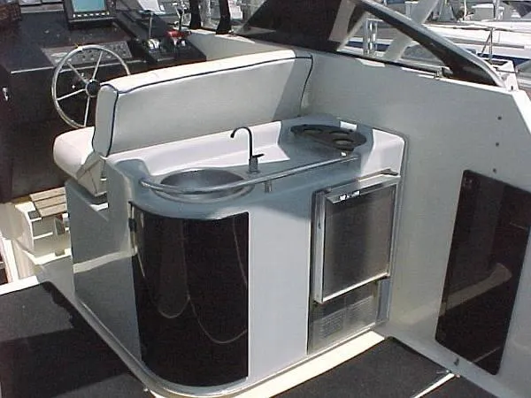 1989 Bayliner Avanti 3485