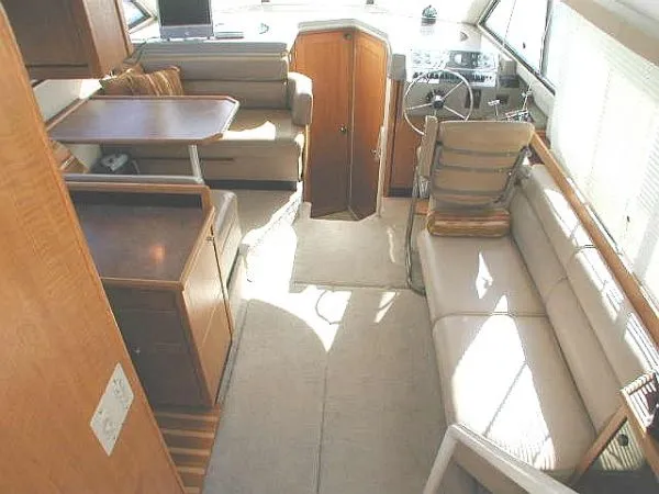1999 Bayliner 4087 Aft Cabin Motoryacht