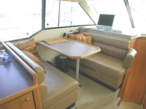 1999 Bayliner 4087 Aft Cabin Motoryacht