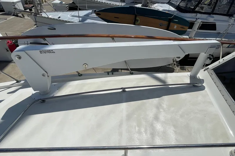 1975 Uniflite Sport Fisher 42 boat deck with Brower Systems davit.