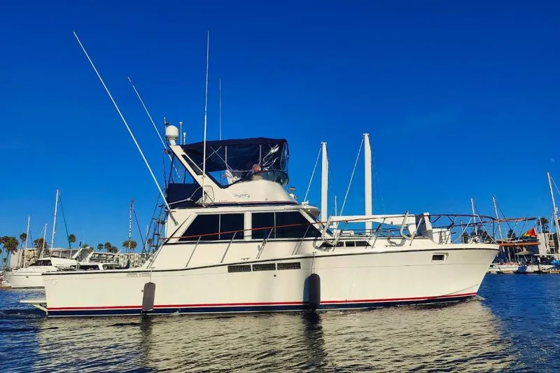 1975 Uniflite Sport Fisher 42