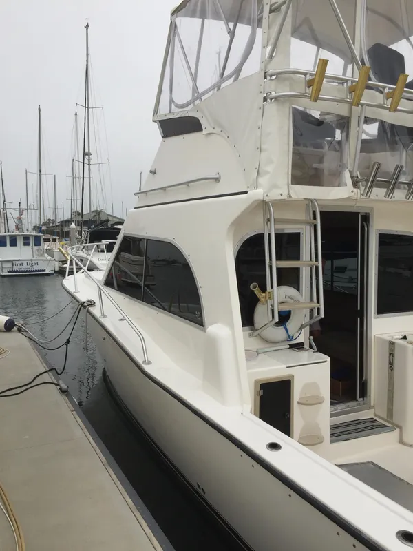 1999 Albemarle 325 Convertible