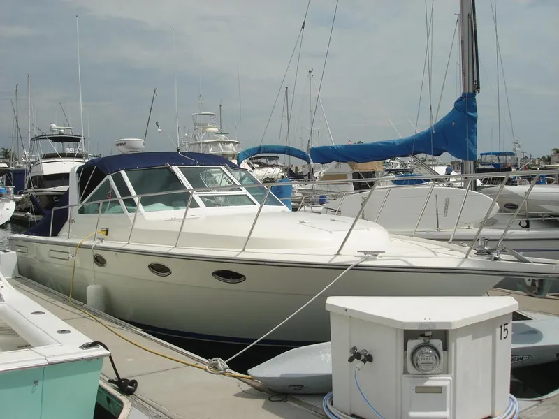 1987 Tiara Yachts Open