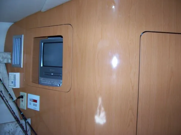 2002 Regal 3880 Commadore