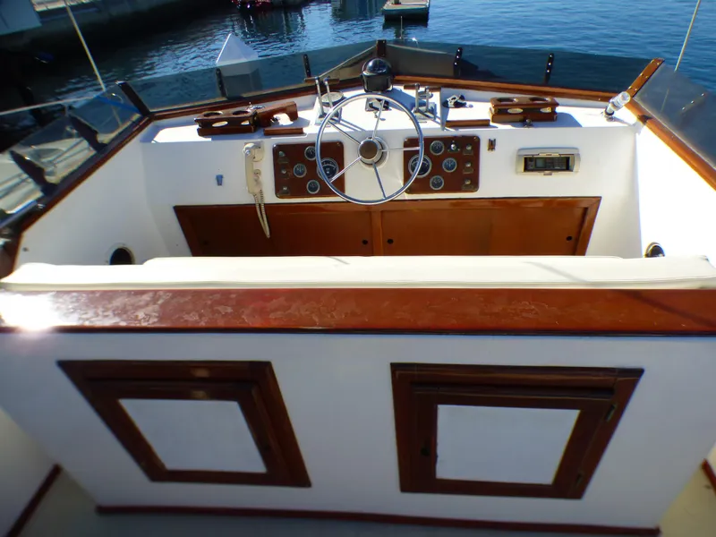 1981 Californian 34 LRC