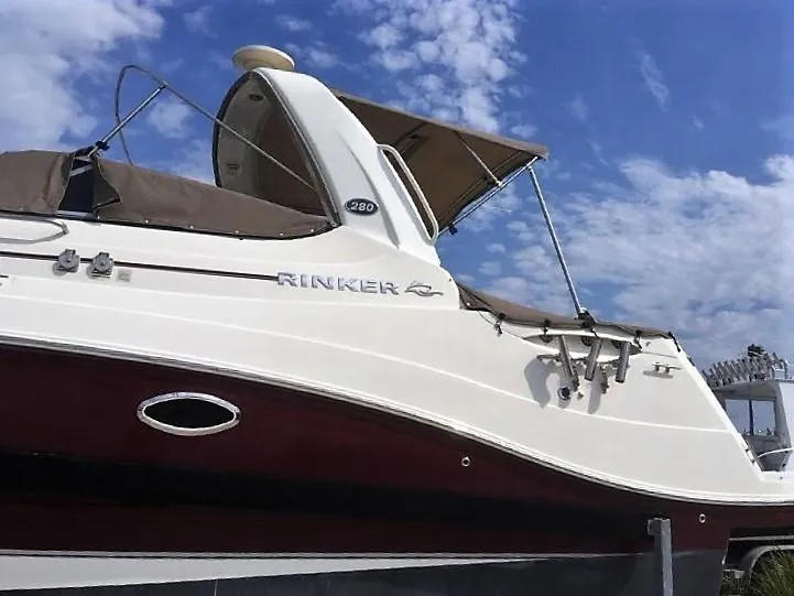 2008 Rinker 280 Express Cruiser