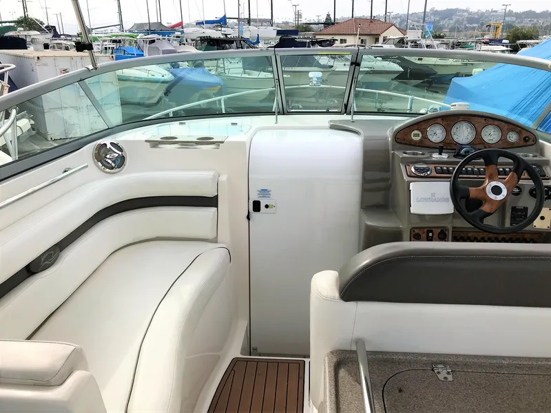 2008 Rinker 280 Express Cruiser