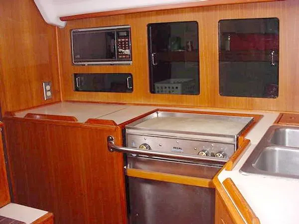 1988 Hunter Legend