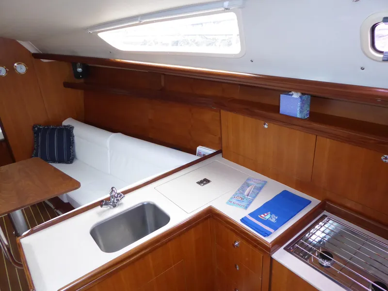 Interior starboard
