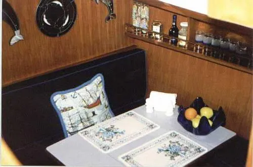 1982 Marque Sun Deck Motor Yacht