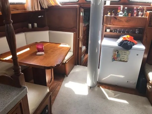 1974 Maple Leaf Center Cockpit