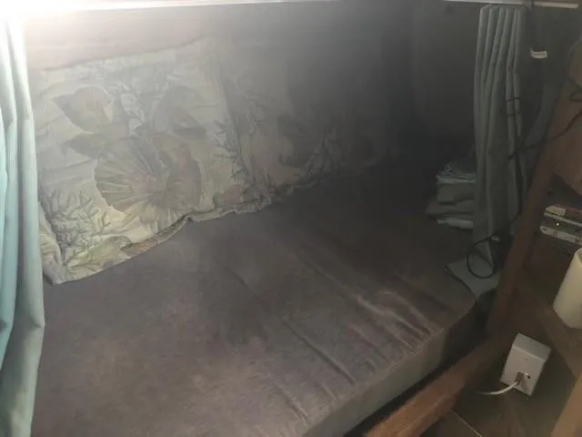 1974 Maple Leaf Center Cockpit